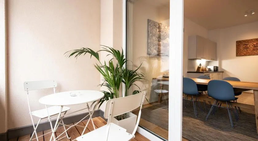 City-Apartment Lendviertel - PRIVATE PARKING GARAGE - Image 1