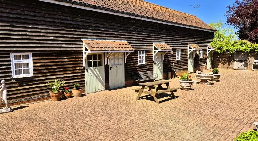 Thaxted Bed & Breakfast and Accommodation - Image 1