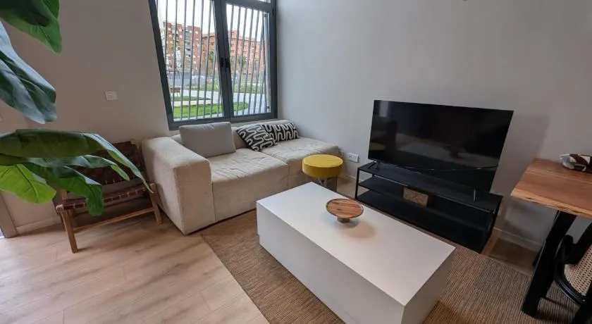 City of Arts Valencia Flats by Rent Me - Image 1