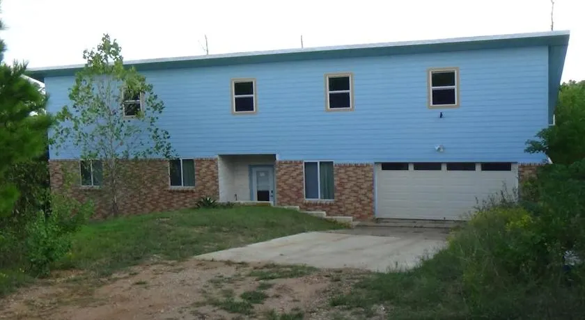 Forest Lake House - Image 1