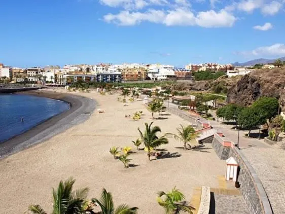 Maravilloso apartamento wifi Playa San Juan - Image 1