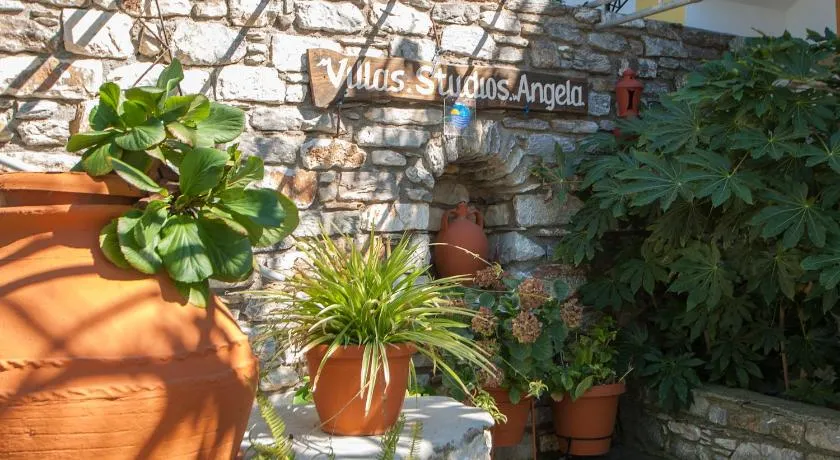 Angela studios - Image 1