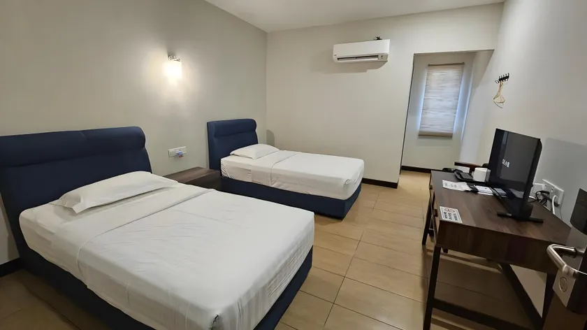 Home Travelodge - Image 1