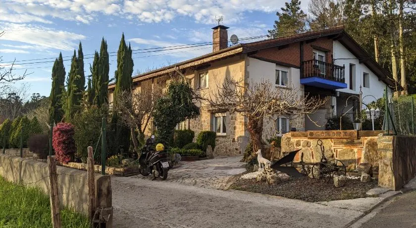 Casa Rural Bilbao Caserio Gondra Alquiler Habitaciones - Image 1