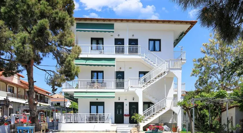 Agapitos Apartments - Image 1