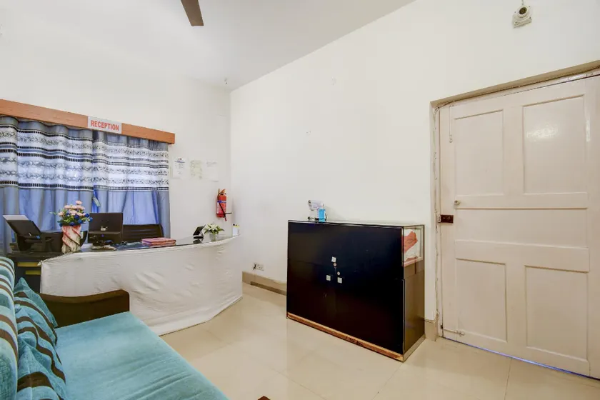 Hotel O Blue Star Guest House Near City Centre Salt Lake - Image 1