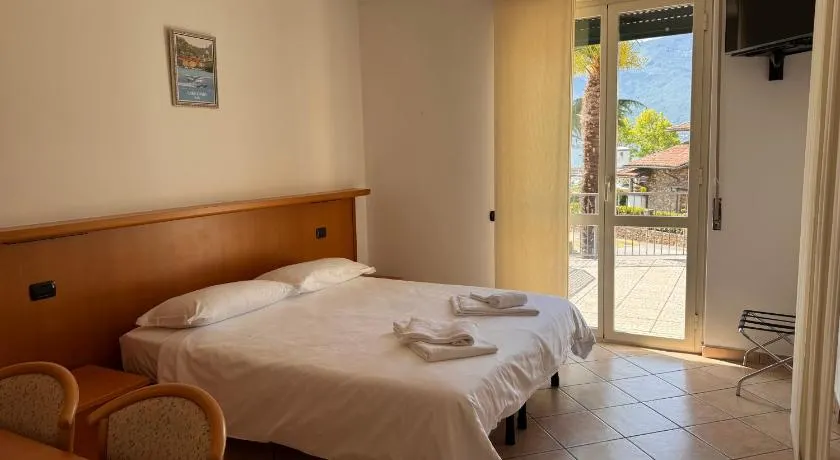 Albergo Lario - Image 1