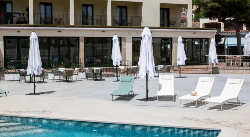 Hotel Coral Boutique by gaiarooms - Image 1