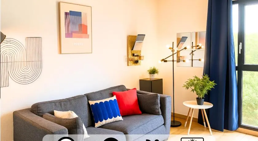 Ma place au sud Aix Parking - Image 1
