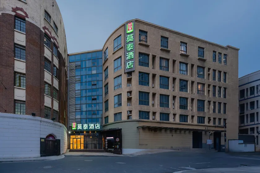 Motel Shanghai th Bund Qipu Road Tiantong Road Metro Station - Image 1