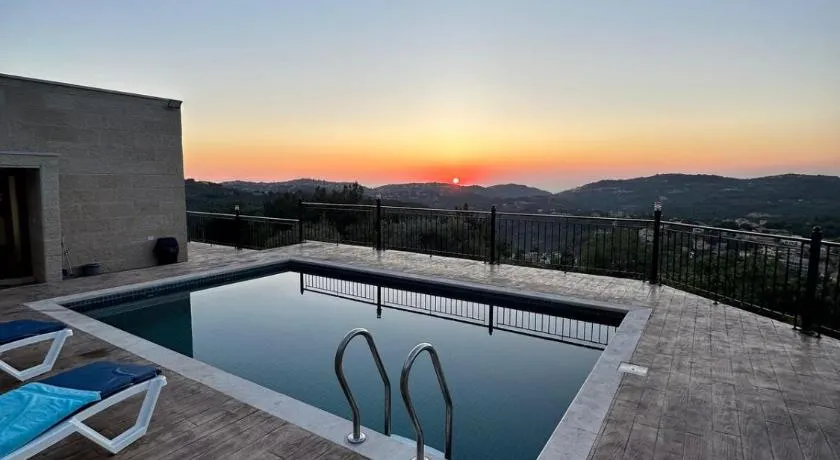 Sky High Guesthouse - Image 1