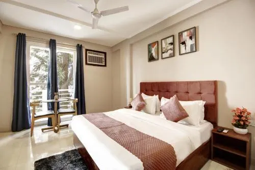 Limewood Stay - Executive Huda City Center - Image 1