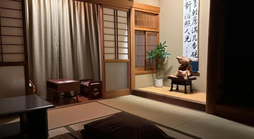 民泊浜田 蛍の里 - Image 1