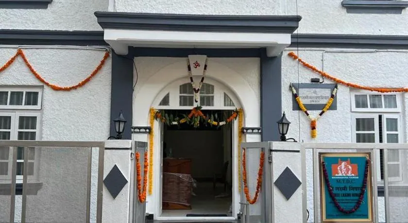 Hotel Laxminarayan Niwas - Image 1