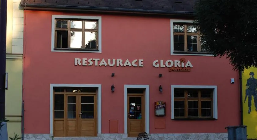 Gloria - Image 1