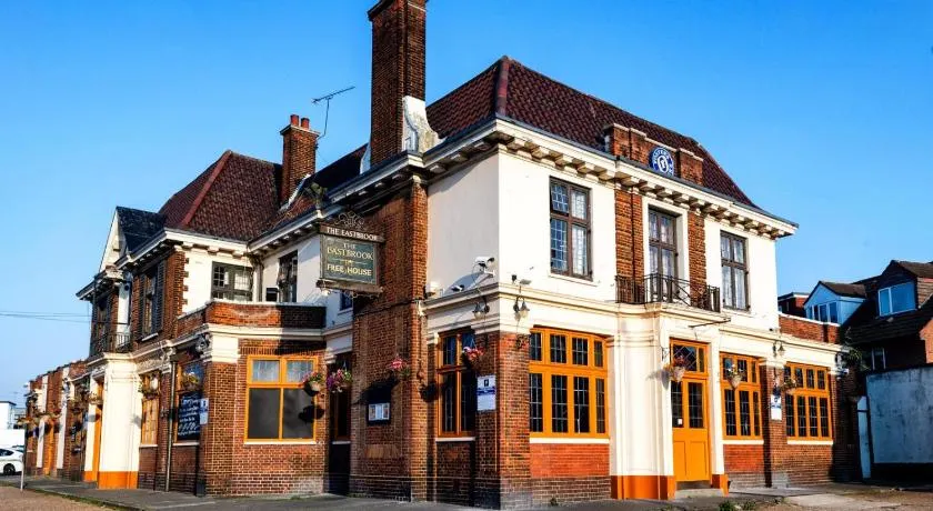The Eastbrook Pub & Hotel - Image 1