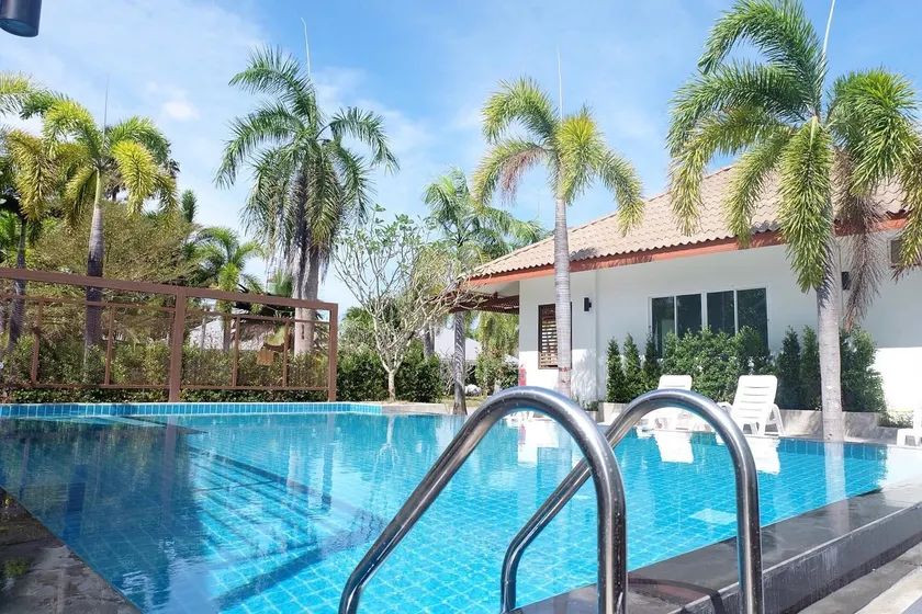 Nisasiri Boutique Resort - Image 1