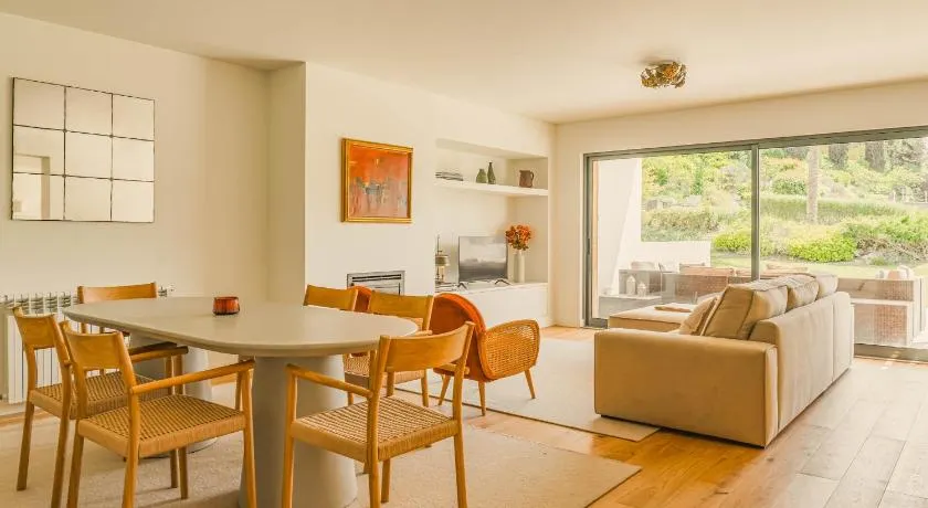 Casa Cascais Riviera - Deluxe 3 Bedroom Apartment - Image 1