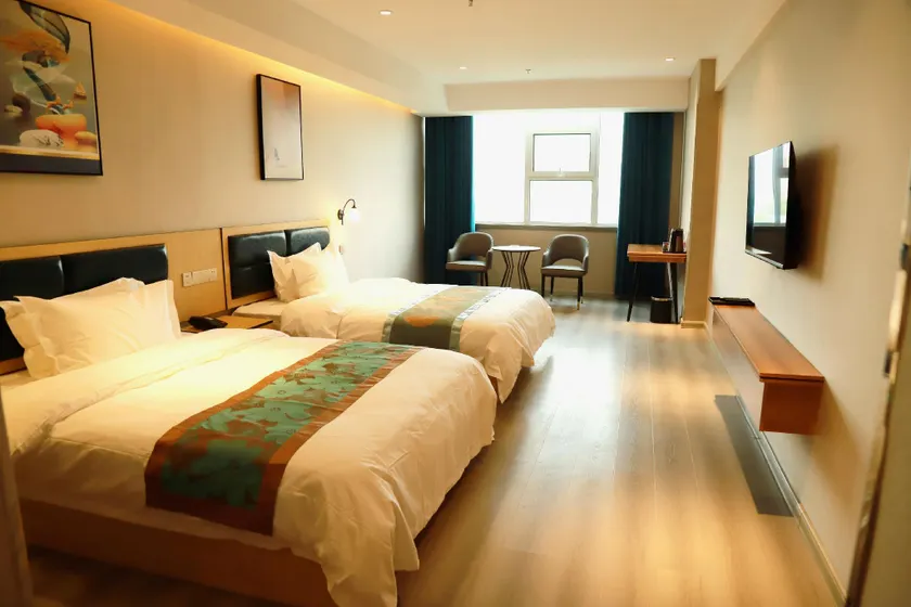 Linyi Mingzan Business Hotel - Image 1