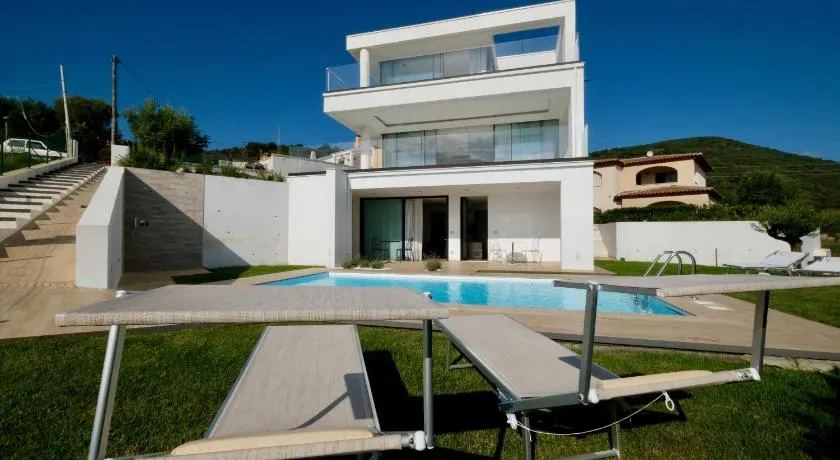 Villa Almata - Image 1