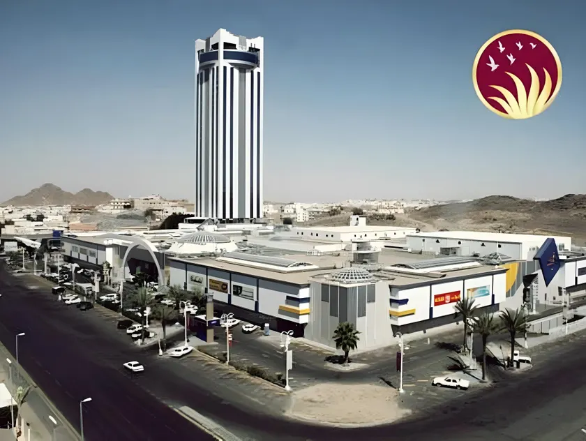 Awaliv Hotel - Image 1