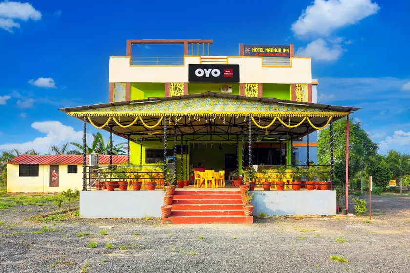 Hotel O Madhur Inn - Image 1