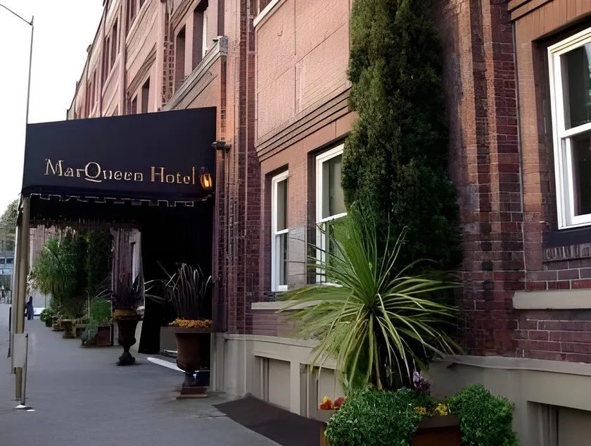 MarQueen Hotel - NEWLY RENOVATED - Image 1
