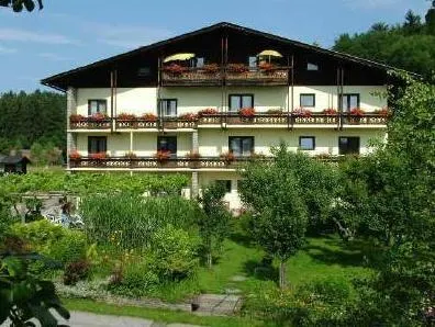 Pension Waldesruh - Image 1