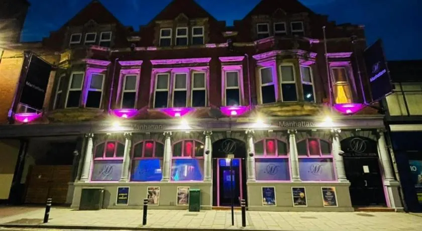 izzy hotel ltd - Image 1