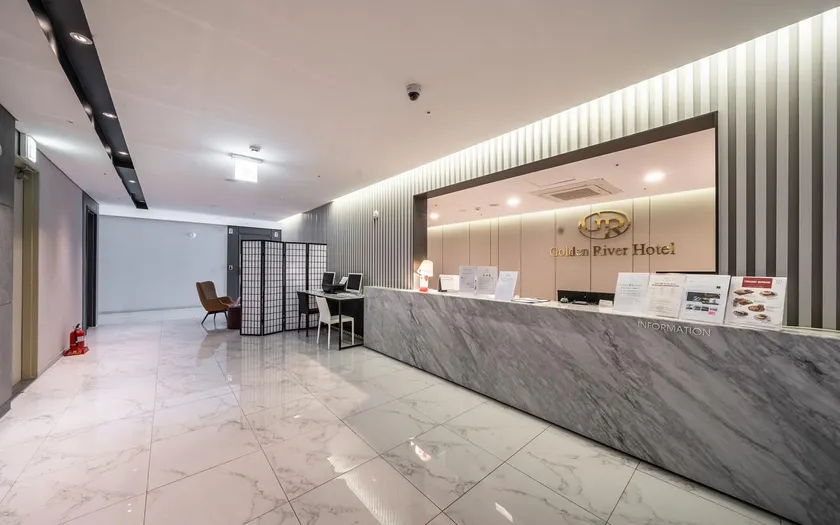 Golden River Hotel - Image 1