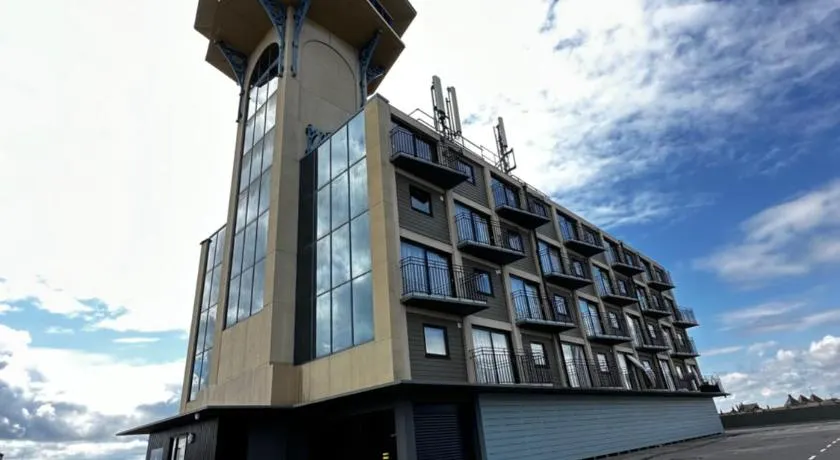 The Atlantis - Tower Apartments - Image 1