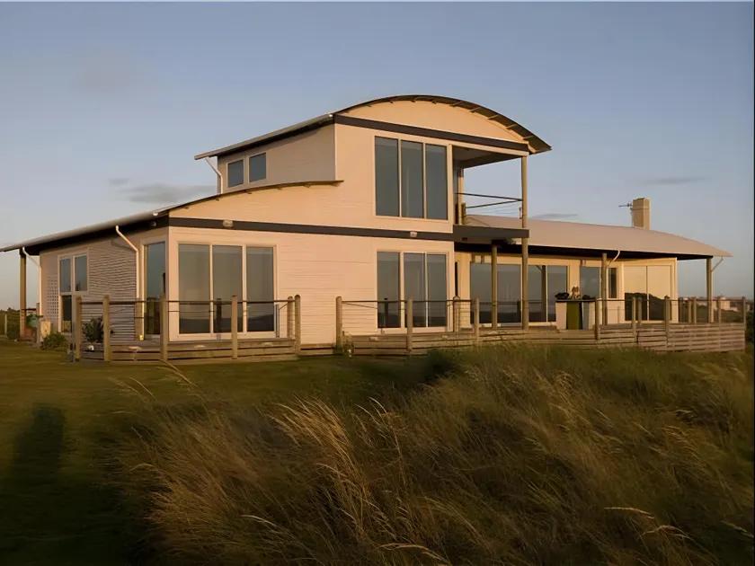 Wytonia Beachfront Accommodation - Image 1