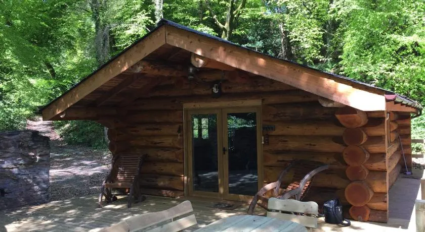 Hesperus Lodge - Image 1