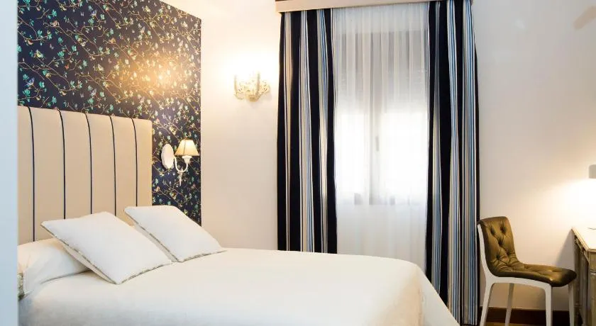 Hotel Hierbaluisa - Image 1
