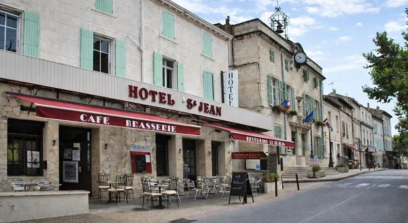 Le Saint Jean Hotel Bar Restaurant - Barbentane - Image 1