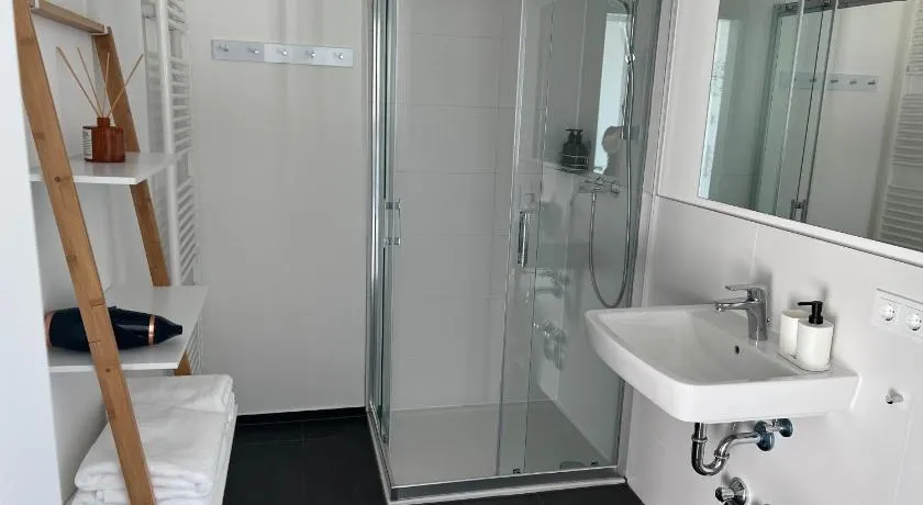 Comfort City Living - Image 1