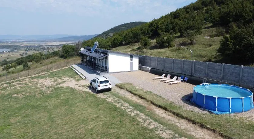 Panoramic House - Image 1
