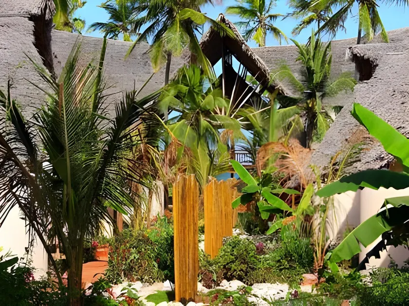Kena Beach Hotel - Image 1
