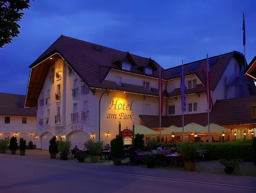 Hotel am Park - Image 1