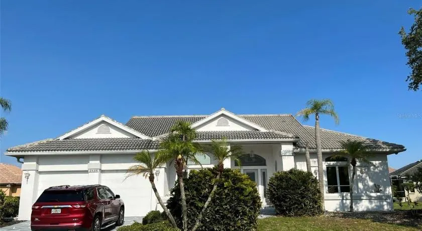 Burnt store Isles - Image 1