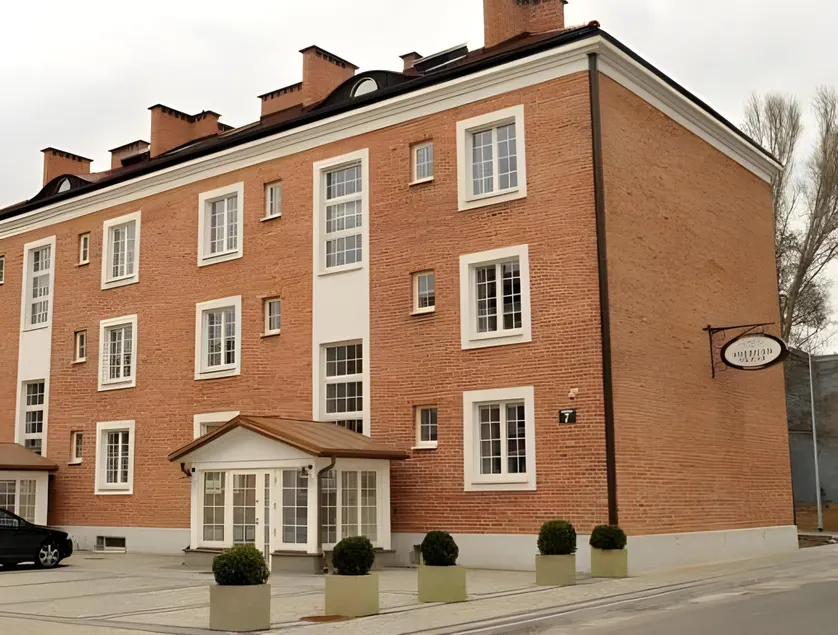 American House Hennela - Image 1