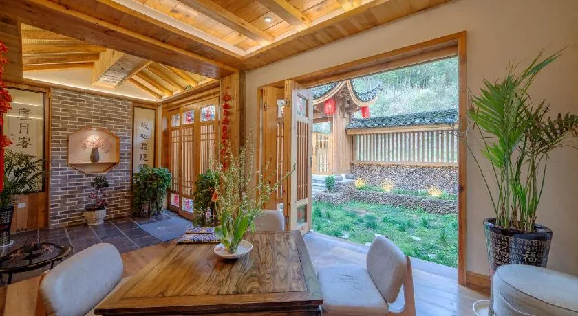 Zhangjiajie National Park Yuelu Homestay - Image 1