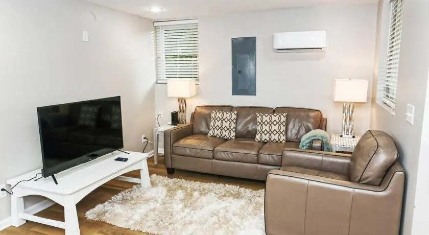Cozy Country Home with Room for Entire Family - Image 1