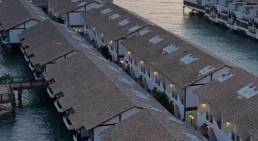 Water Chalet or Premium Tower Seaview Port Dickson , Private Room - Image 1