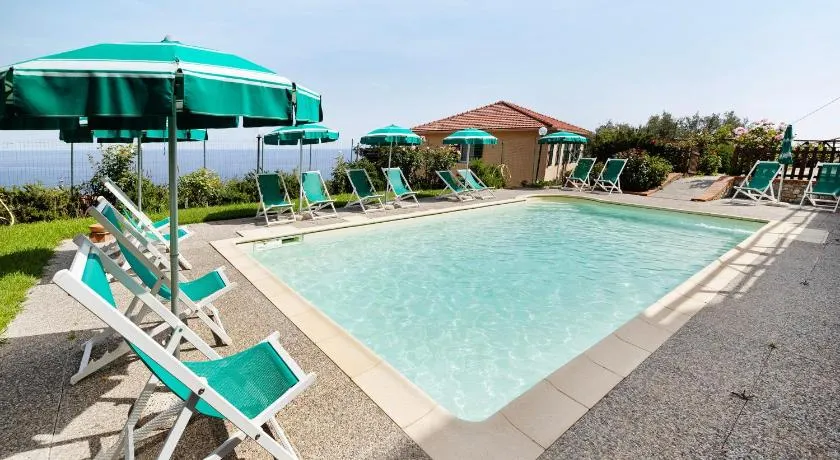 Appartement 'La Realidad 1' avec piscine partagée, Wi-Fi et climatisation - Image 1
