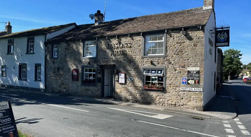 Masons Arms - Image 1