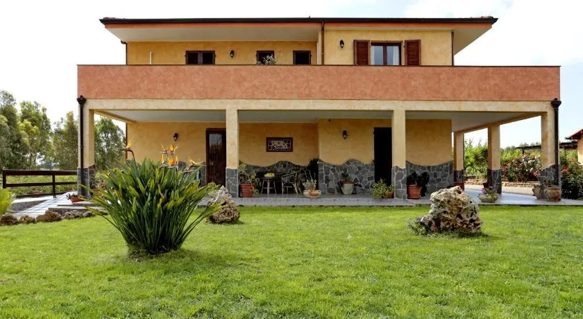 Bed and breakfast Le Camelie - Image 1