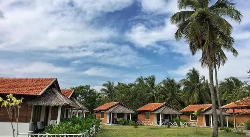 windy beach kite resort - Image 1
