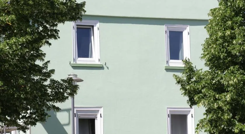 Haus am Brunnen - Image 1
