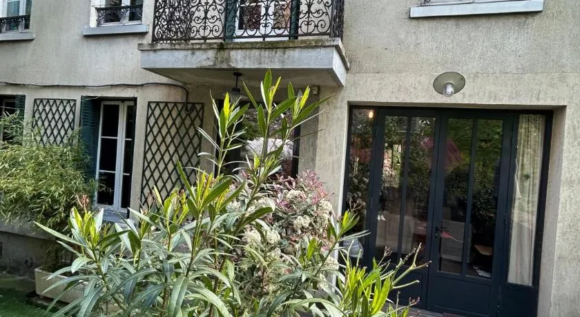 Parisian Garden House 30'Disney, 10'Paris center - Image 1